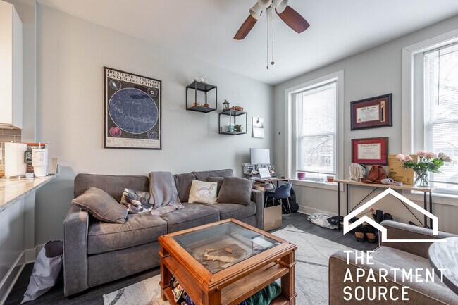 Photo - 1433 N Cleaver St Unit 2F