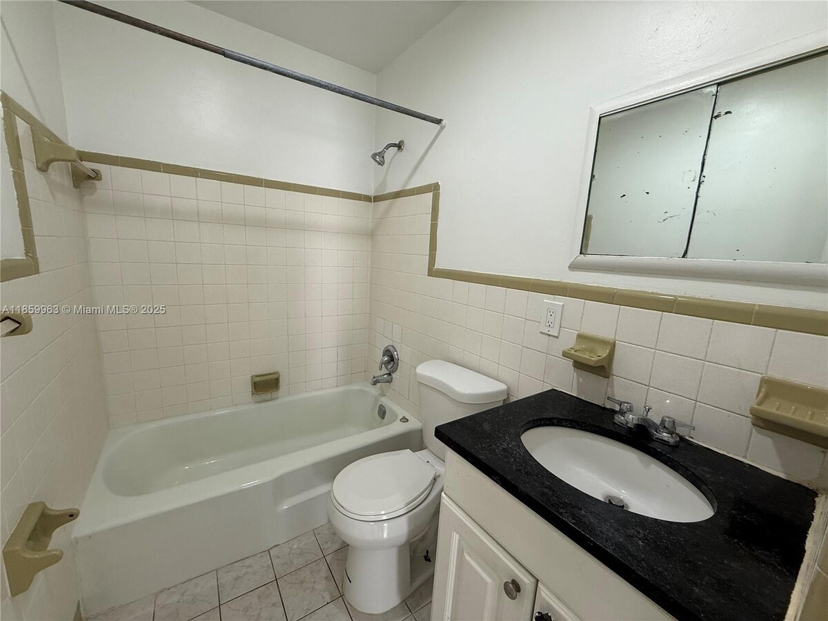 Photo - 1620 NW 52nd Ave Unit A
