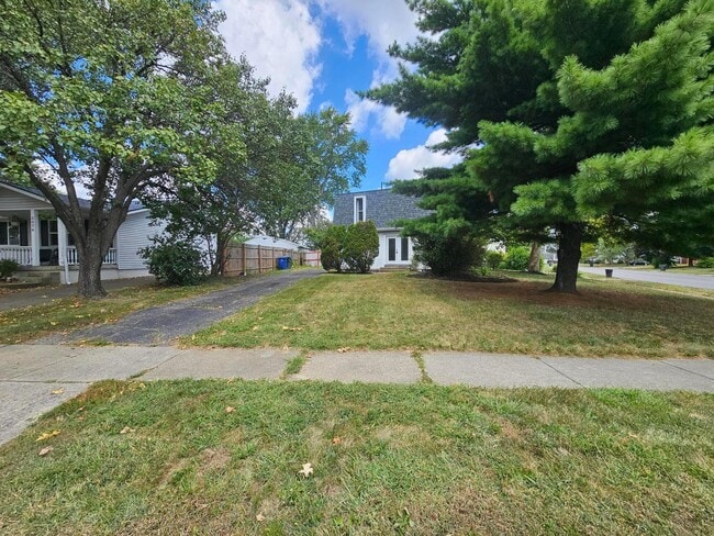 Photo - 2084 Brookfield Rd
