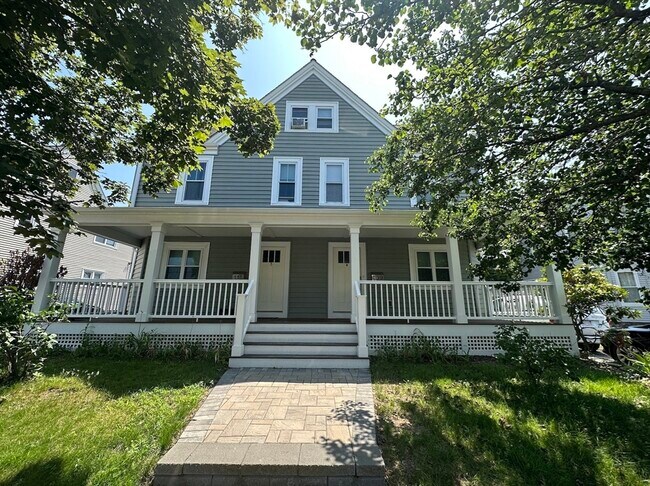 Building Photo - 111 Magoun Ave Rental