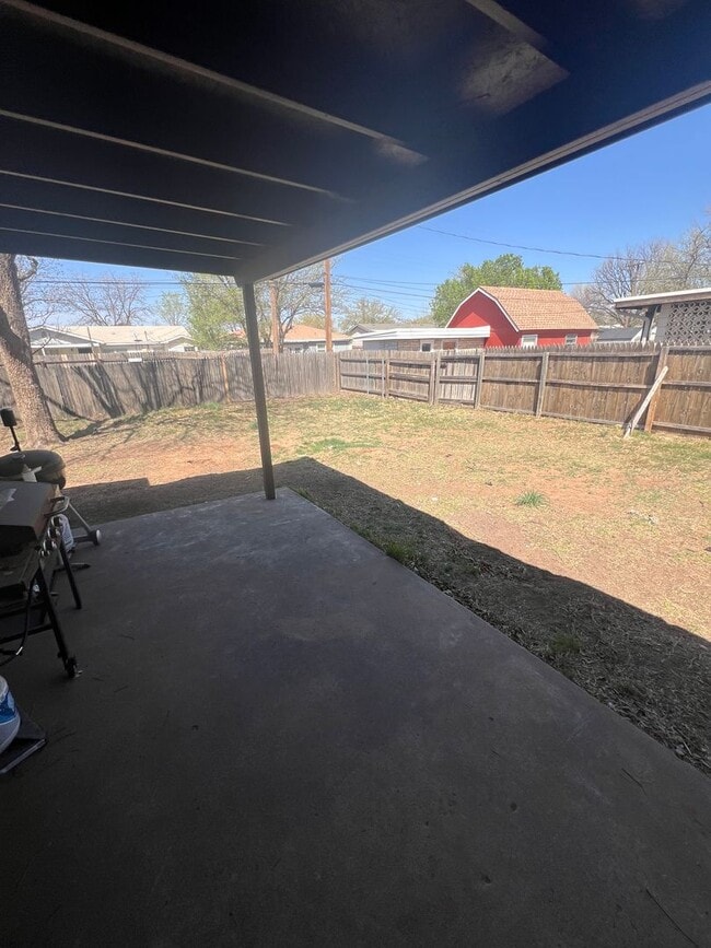 Photo - Pre Leasing for Fall 2026!! 4/3 in Medical District!