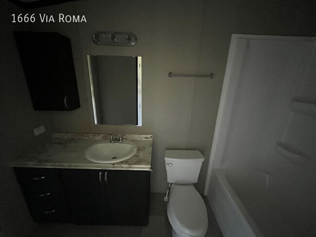 Photo - 1666 Via Roma Dr