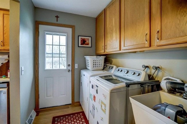 Photo - 213 S Jefferson St