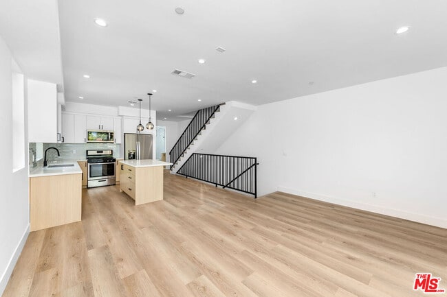 Photo - 4337 Dixie Canyon Ave