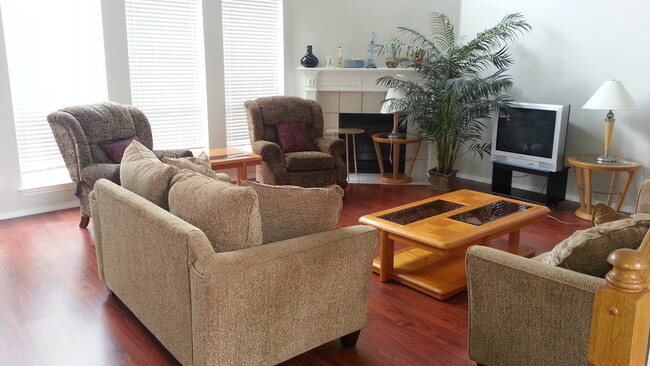 Photo - 1205 Carina Dr