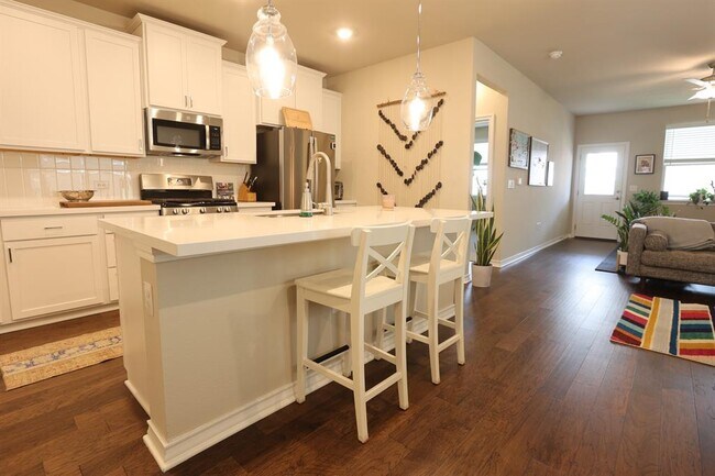 Photo - 5409 Dimesky Ln