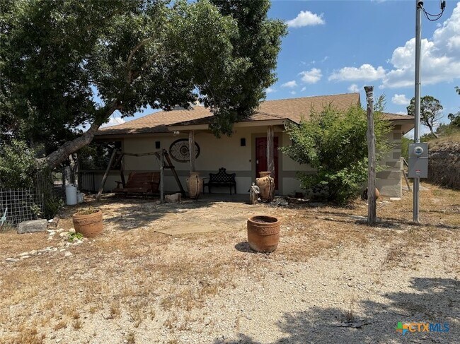 Photo - 901 Madrona Dr