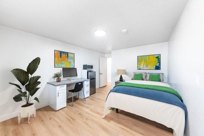 Photo - Elevation at the U