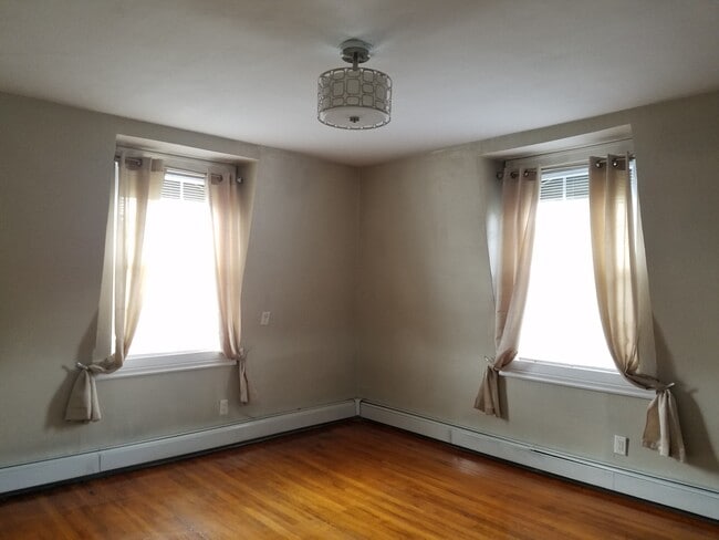 Photo - 977 Whalley Ave Unit 3