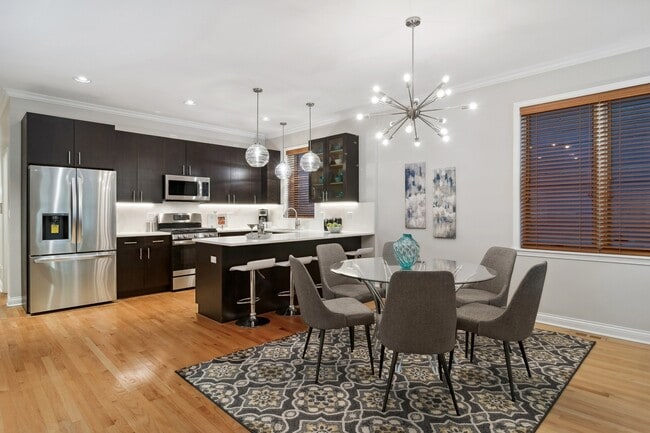 Photo - 1037 N Marshfield Ave Condo Unit 1