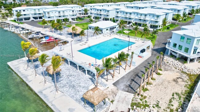 Building Photo - 10877 Overseas Hwy Unit 26A Rental
