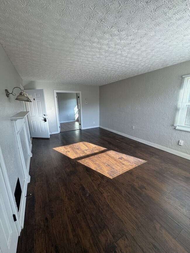 Photo - 321 W Norman Ave Unidad 2