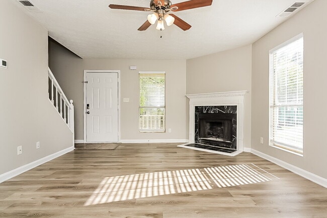 Photo - 2725 Woodward Rd