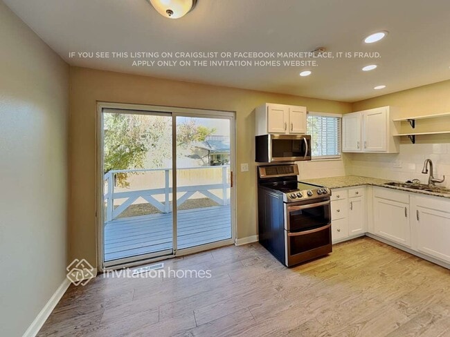 Photo - 10941 Albion Dr