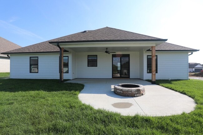 Photo - 4605 Chambers Bay Dr