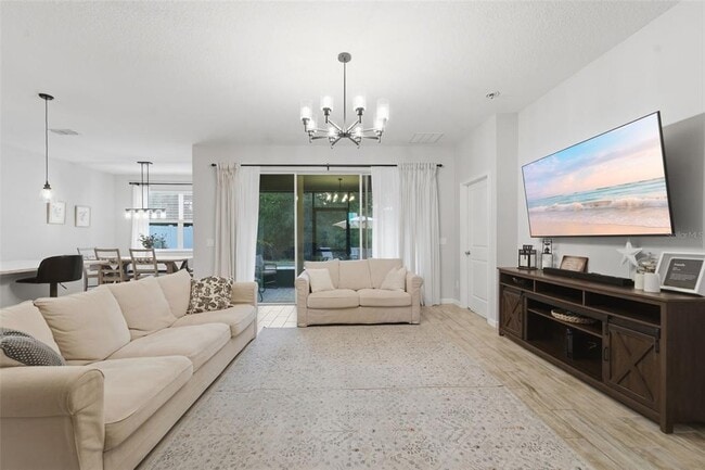 Photo - 1097 Hendon Lp