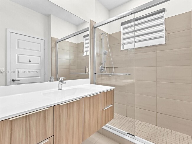 Photo - 10250 NW 76th Ter