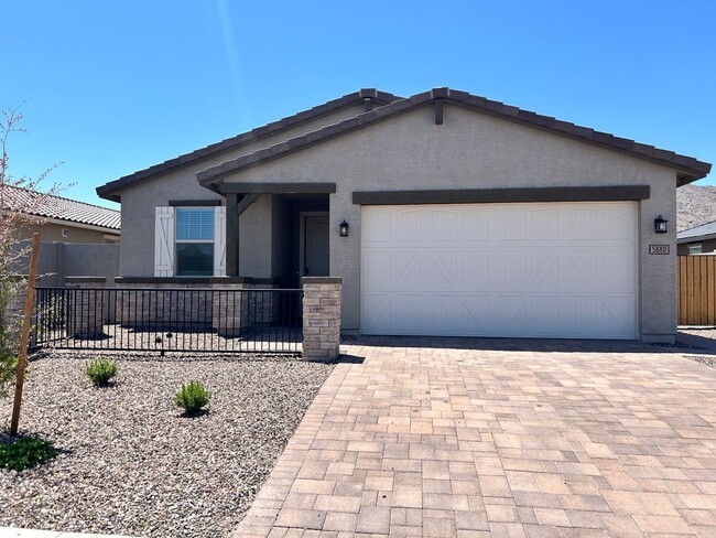 Beautiful Single Level 4x2 home in Quiet L... - Beautiful Single Level 4x2 home in Quiet L...