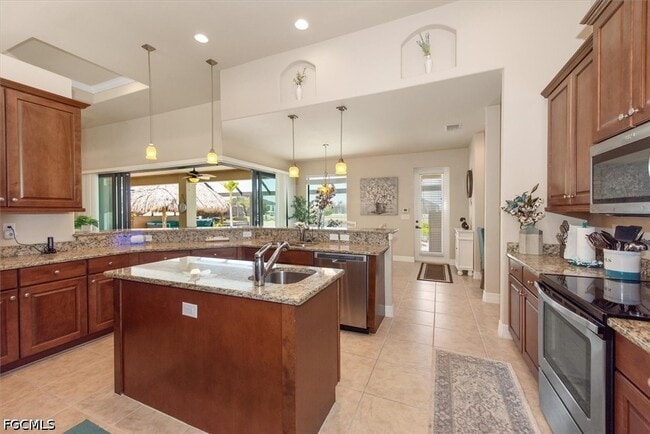 Photo - 1614 NW 43rd Ave