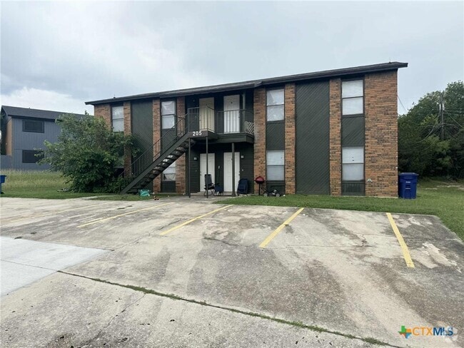 Building Photo - 205 Erby Ave Unit C Rental