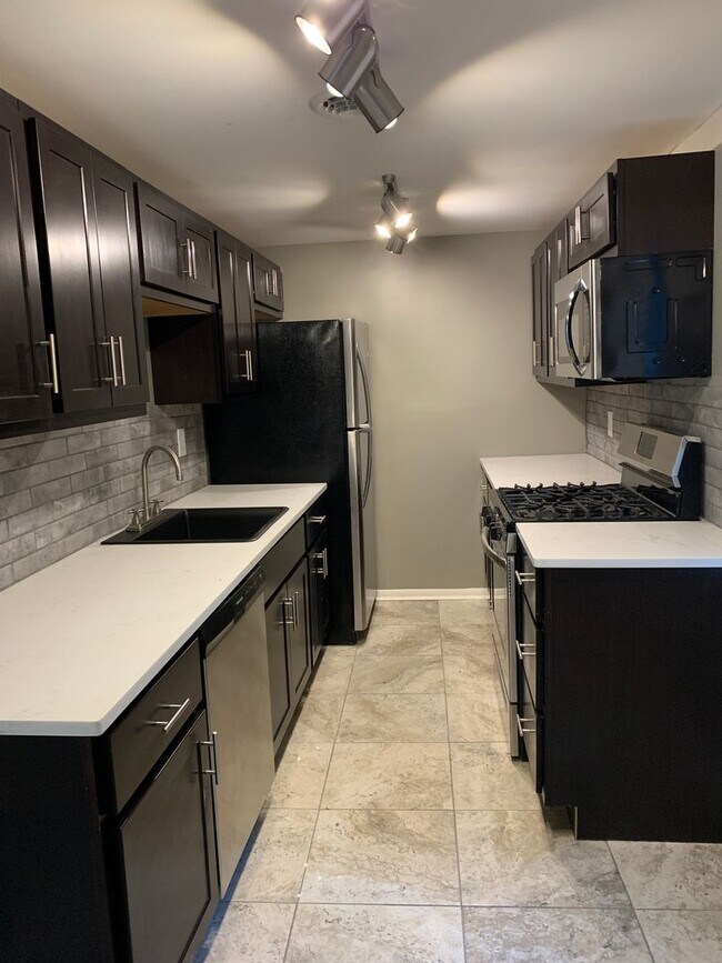 Photo - 2630 Edwards Wy Unit Apt. #1