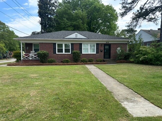 Building Photo - Charming All-Brick 2BR Home with Spacious Yard & Prime Columbia Location