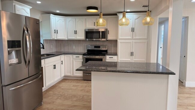 Photo - 5813 Tampico Rd