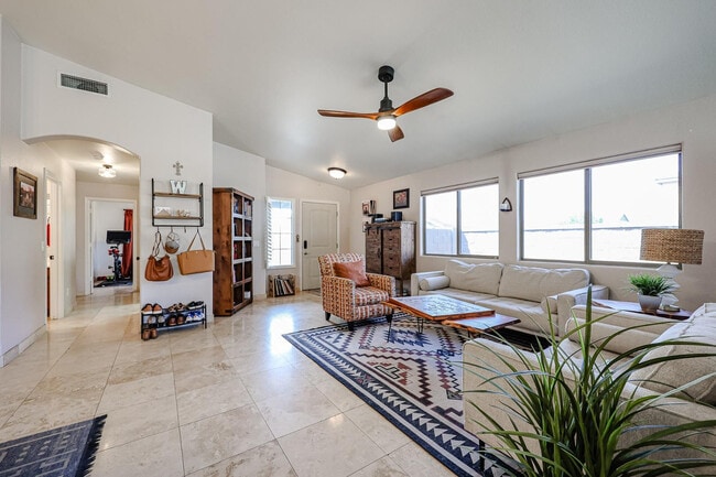 Photo - 4010 E Sidewinder Ct