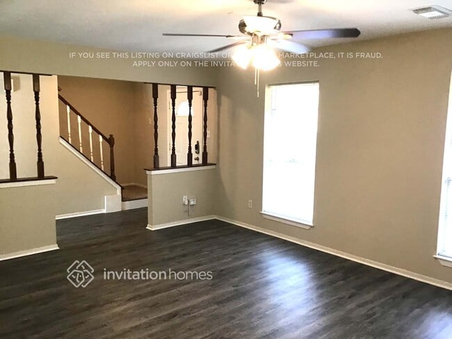 Photo - 2022 Oak Shores Dr