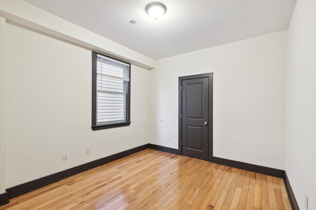 Photo - 1947 N Gratz St Unit 1