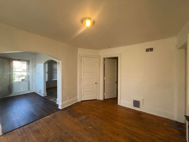Photo - 1253 N 34th St