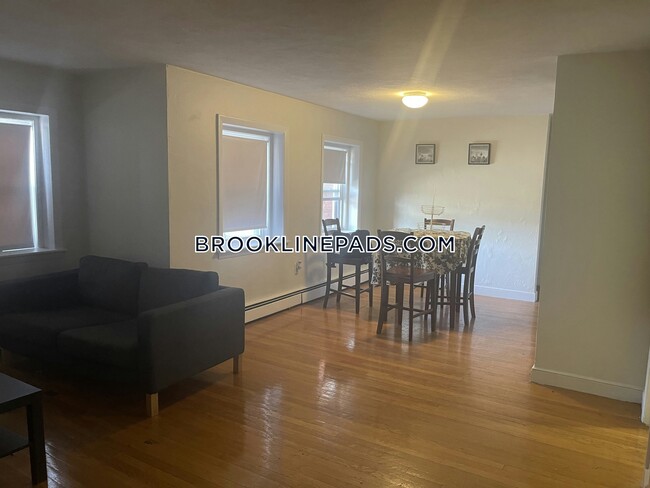 Photo - 312 Tappan St Apartment Unit 1A