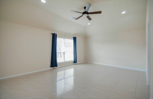 Photo - 15115 Russet Bend Ln