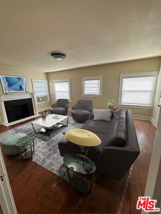 Photo - 1404 S St Andrews Pl