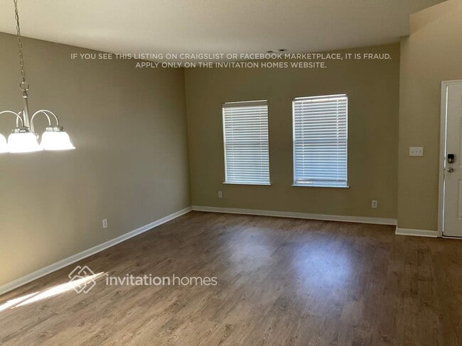 Photo - 2104 Palatine Pl