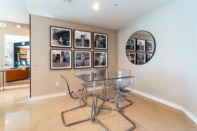 Photo - 300 S Biscayne Blvd Unit T-3307