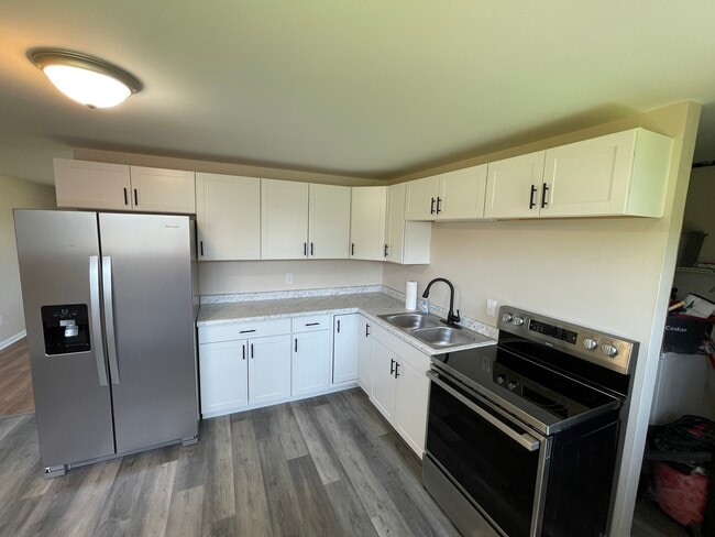 Photo - 19 Valley Park Dr