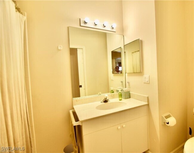 Building Photo - 6444 Autumn Woods Blvd Rental