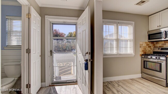 Photo - 60 County Rd