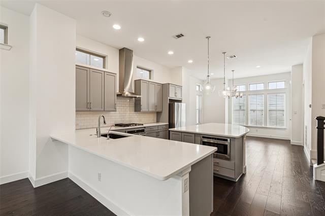 Photo - 750 High Garden Pl