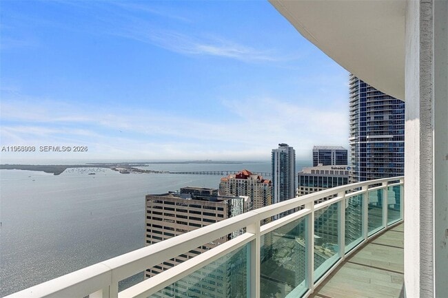 Photo - 950 Brickell Bay Dr Unidad 4411