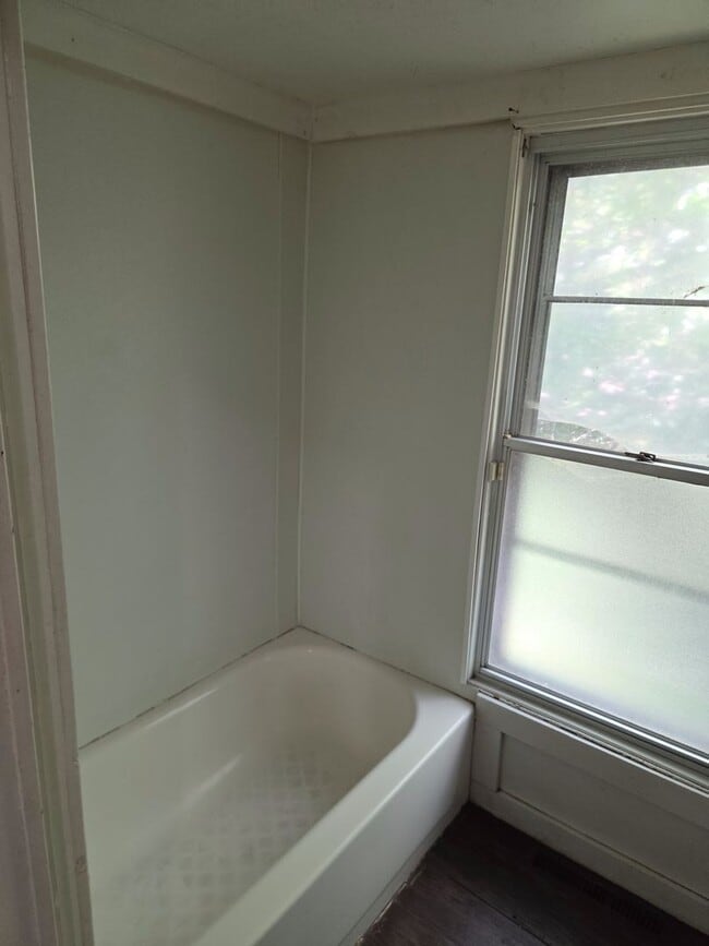 Photo - 3-Bedroom Home in Peoria — Move-In Ready!