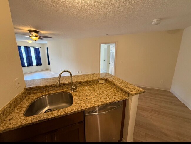 Photo - Prime Orlando Location!