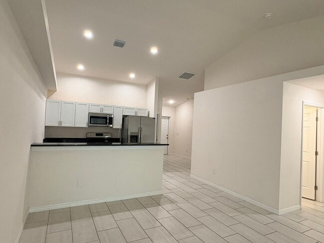 Building Photo - 826 Gleason Pkwy