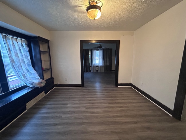 Photo - 14008 Savannah Ave Unit 2