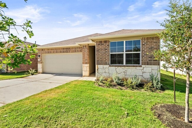 Photo - 121 Brody Ln