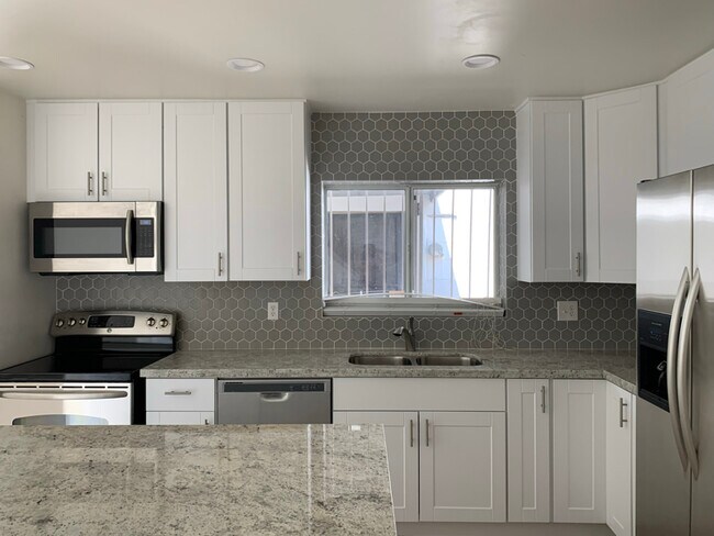 Photo - 8586 E Indian School Rd Apartamento Unidad A