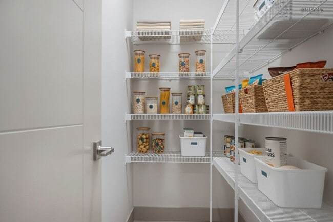 Photo - 45547-45547 Knight Rd