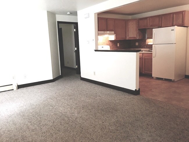 Photo - 523 Spinnaker Ln