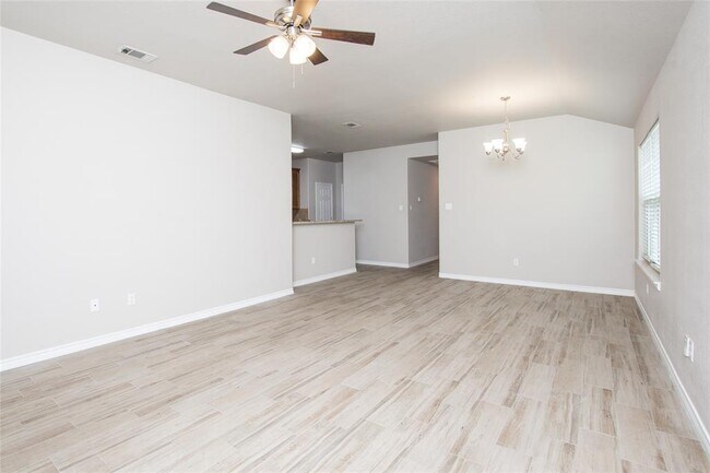 Photo - 344 Arnold Dr